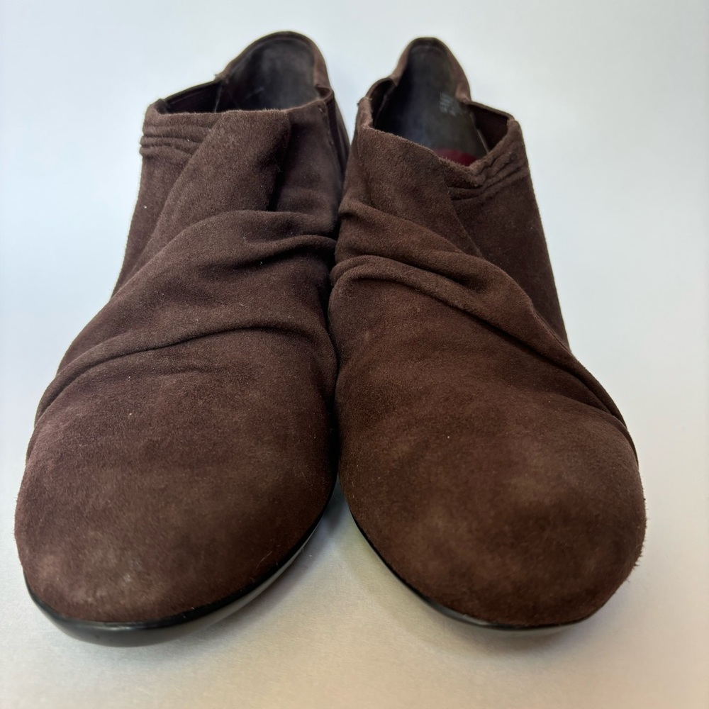 ABEO brown suede leather slouchy scrunch heel booties | Size 8n